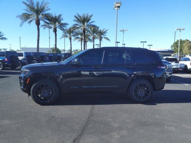 2025 Jeep Grand Cherokee Summit