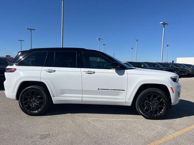 2025 Jeep Grand Cherokee Summit Reserve