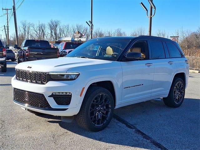 2025 Jeep Grand Cherokee Summit