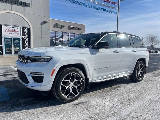 2025 Jeep Grand Cherokee Summit