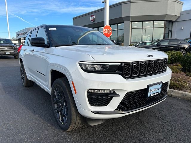 2025 Jeep Grand Cherokee Summit