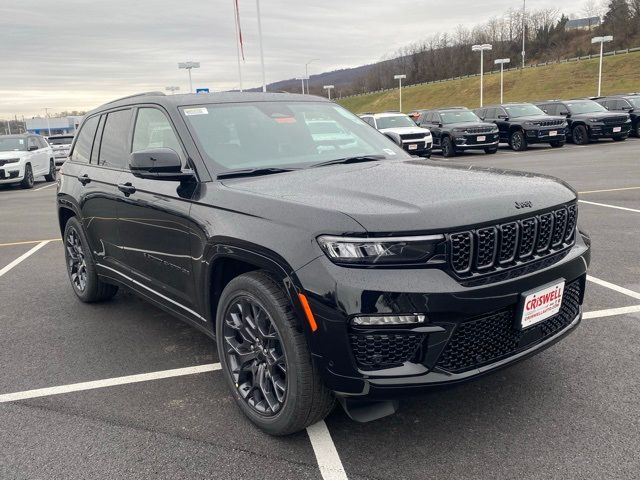 2025 Jeep Grand Cherokee Summit