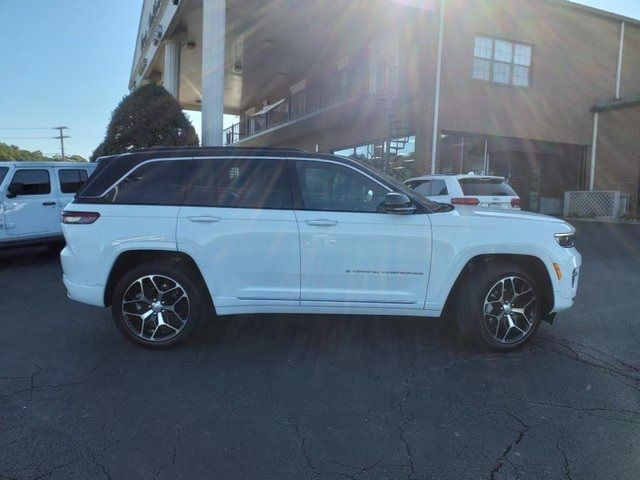 2025 Jeep Grand Cherokee Summit Reserve