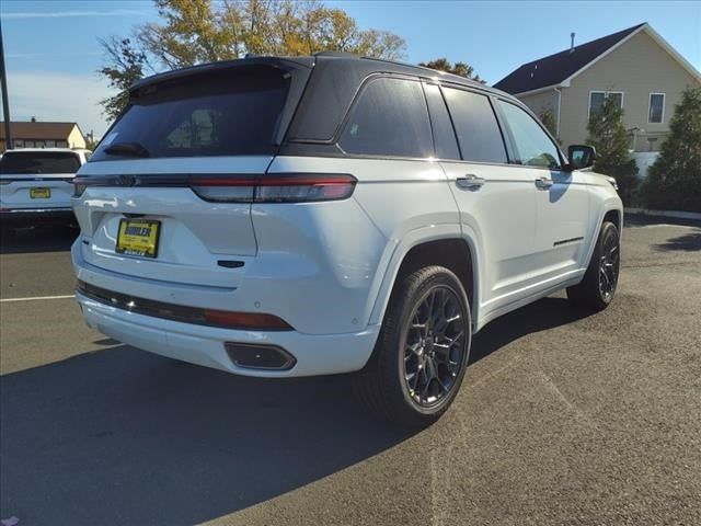 2025 Jeep Grand Cherokee Summit