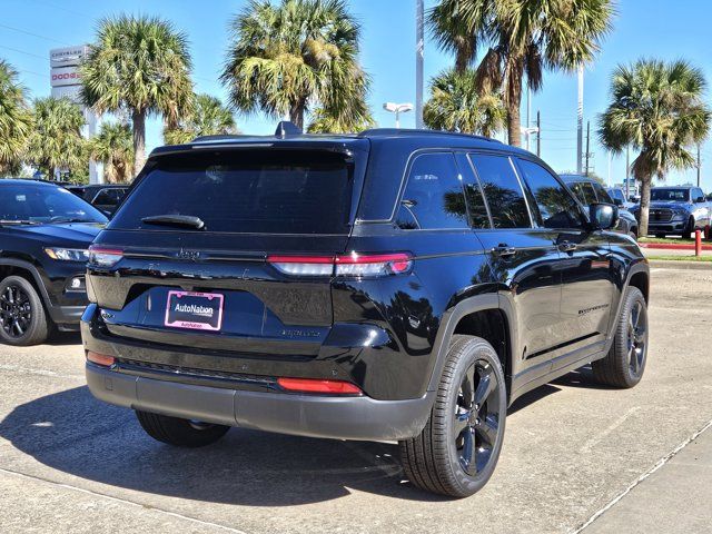 2025 Jeep Grand Cherokee Summit