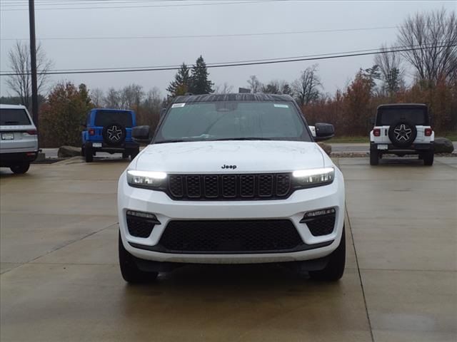 2025 Jeep Grand Cherokee Summit Reserve