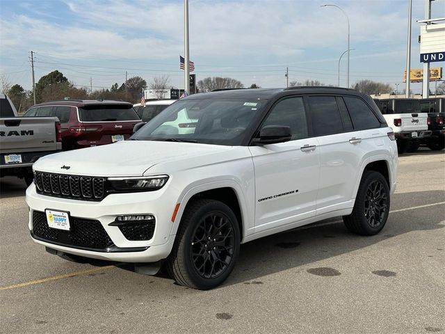 2025 Jeep Grand Cherokee Summit