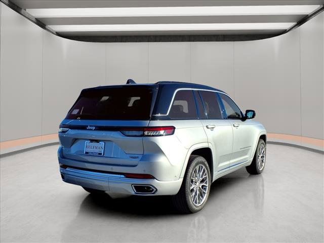 2025 Jeep Grand Cherokee Summit