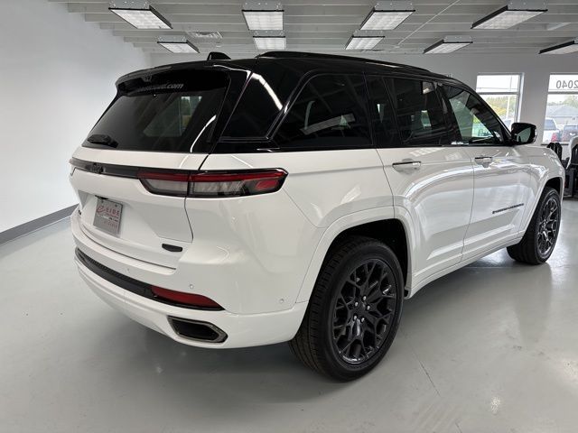 2025 Jeep Grand Cherokee Summit Reserve