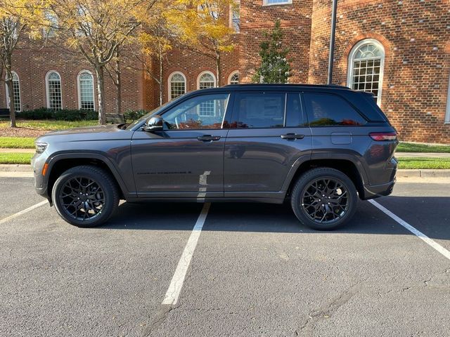 2025 Jeep Grand Cherokee Summit