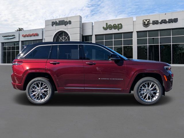 2025 Jeep Grand Cherokee Summit