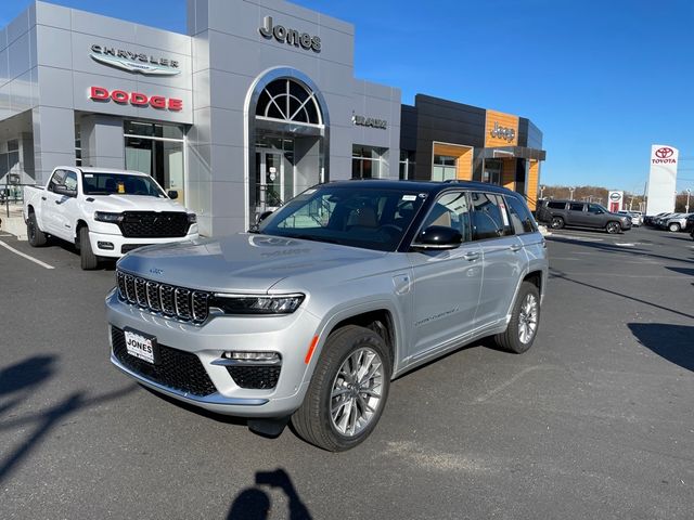 2025 Jeep Grand Cherokee 4xe Summit