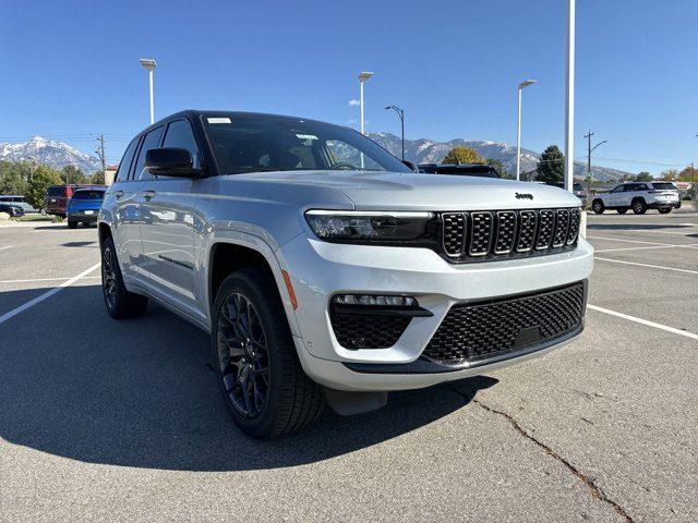 2025 Jeep Grand Cherokee Summit Reserve