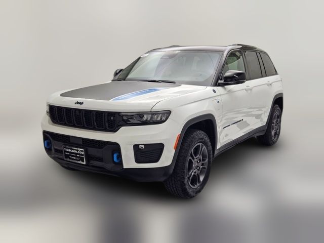 2025 Jeep Grand Cherokee 4xe Trailhawk