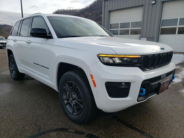 2025 Jeep Grand Cherokee 4xe Anniversary Edition