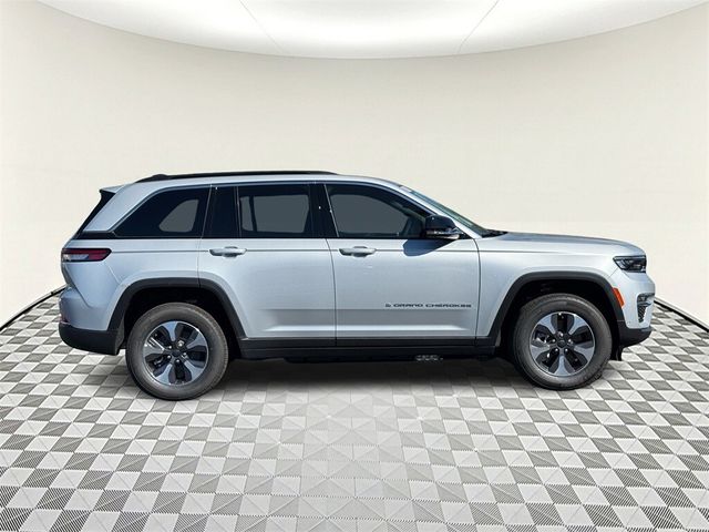 2025 Jeep Grand Cherokee 4xe Base