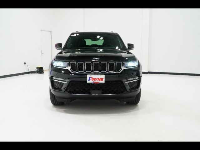 2025 Jeep Grand Cherokee 4xe Base