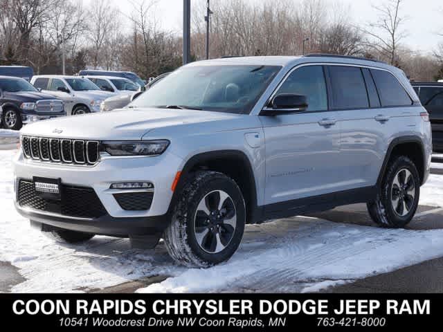 2025 Jeep Grand Cherokee 4xe Base