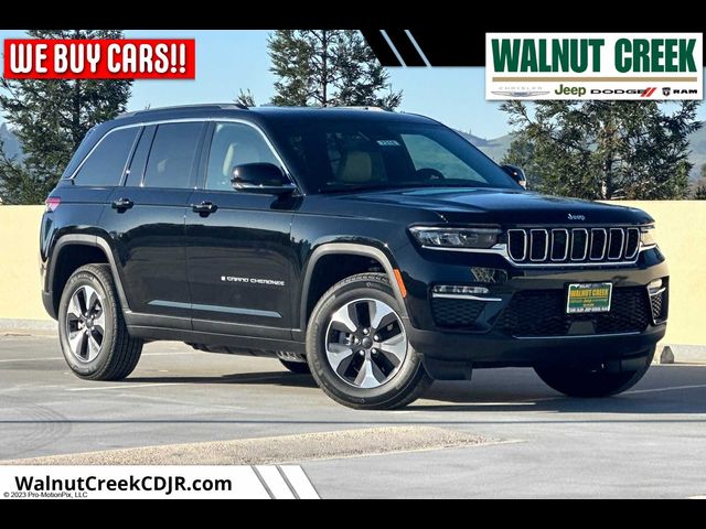 2025 Jeep Grand Cherokee 4xe Base