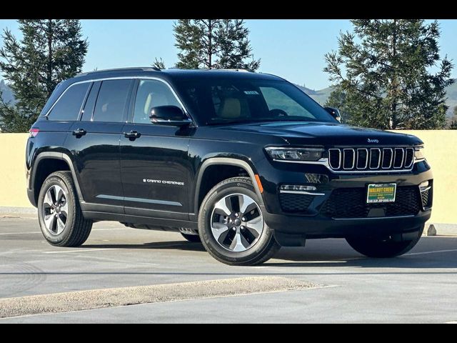 2025 Jeep Grand Cherokee 4xe Base