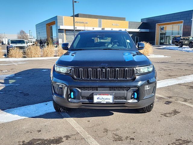 2025 Jeep Grand Cherokee 4xe Trailhawk