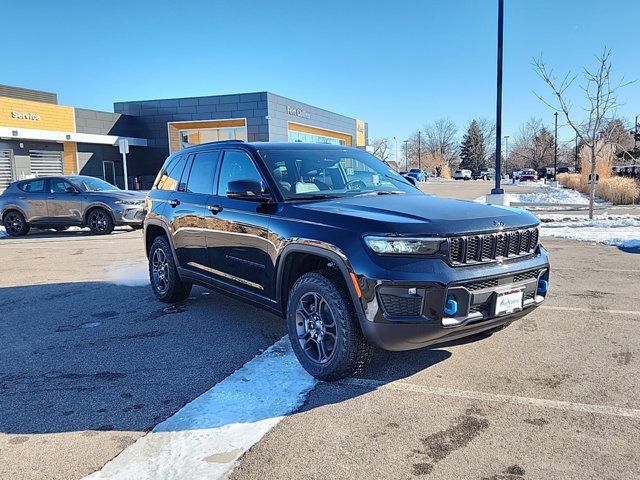 2025 Jeep Grand Cherokee 4xe Trailhawk