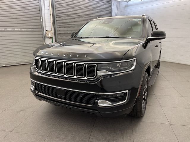 2025 Jeep Wagoneer Base