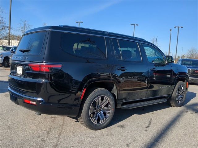 2025 Jeep Wagoneer Base