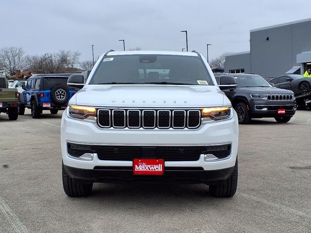 2025 Jeep Wagoneer Base