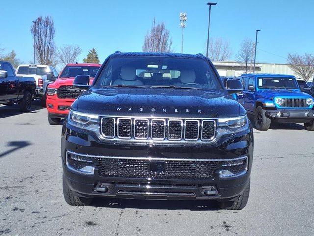 2025 Jeep Wagoneer Base