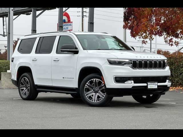 2025 Jeep Wagoneer Base