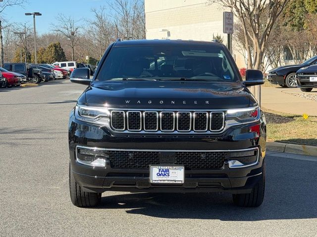 2025 Jeep Wagoneer Base