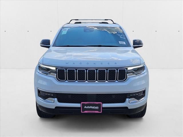 2025 Jeep Wagoneer Base