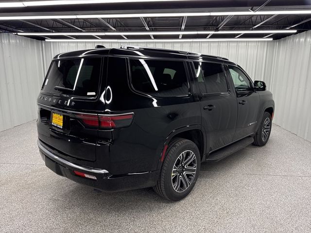 2025 Jeep Wagoneer Base