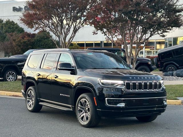 2025 Jeep Wagoneer Base