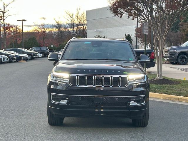 2025 Jeep Wagoneer Base