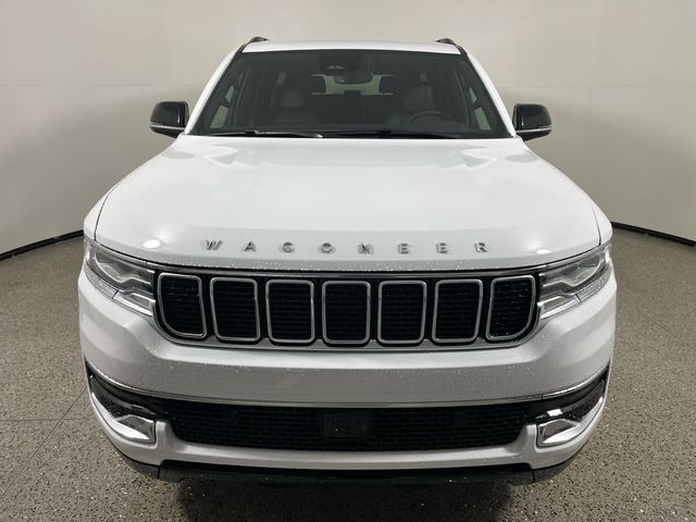 2025 Jeep Wagoneer Base