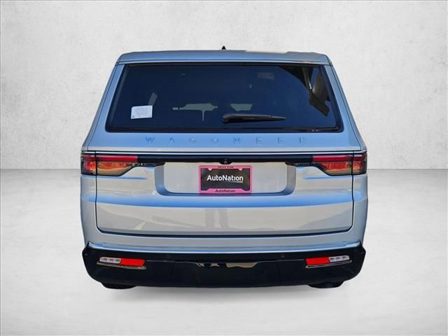 2025 Jeep Wagoneer Base