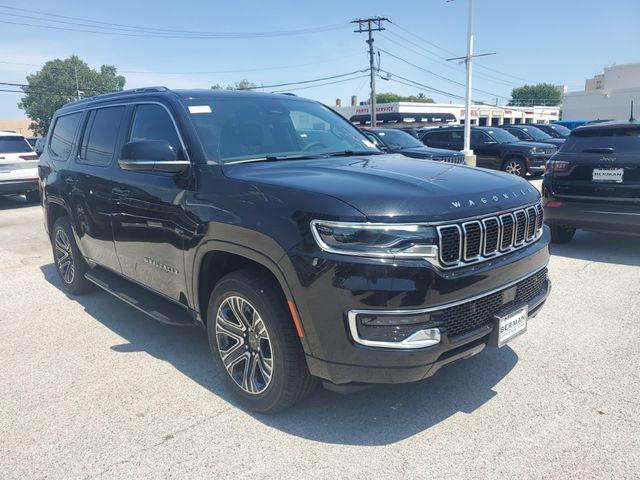 2025 Jeep Wagoneer Base