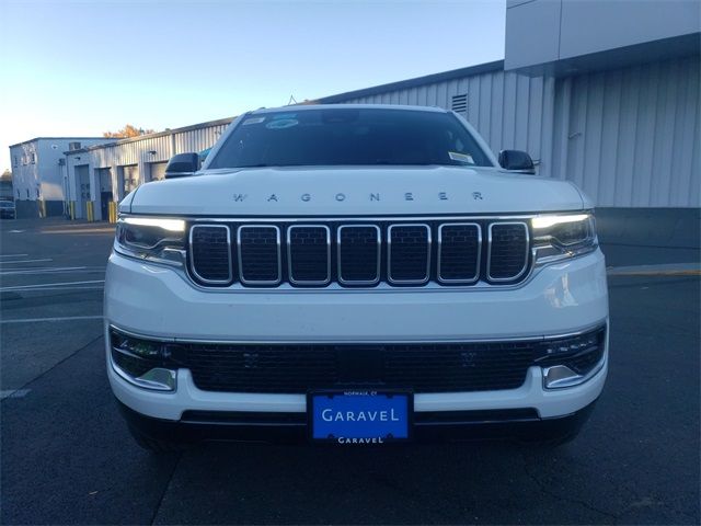2025 Jeep Wagoneer Base