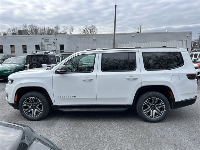 2025 Jeep Wagoneer Base