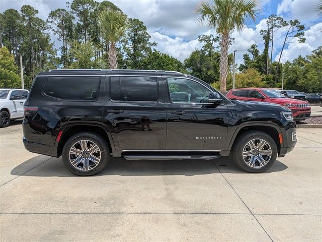 2025 Jeep Wagoneer Base
