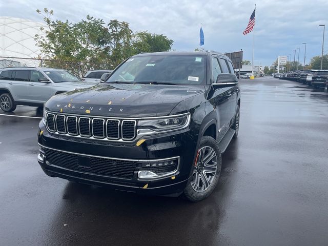 2025 Jeep Wagoneer Base