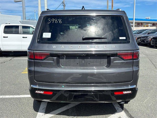 2025 Jeep Wagoneer Base