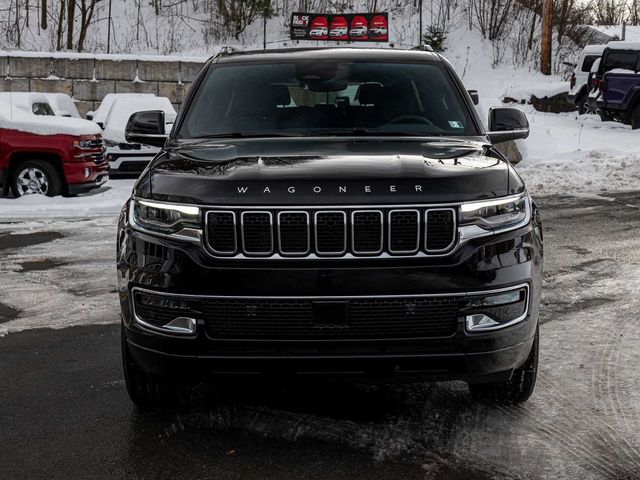 2025 Jeep Wagoneer Base