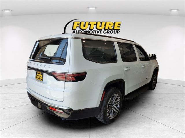2025 Jeep Wagoneer Base