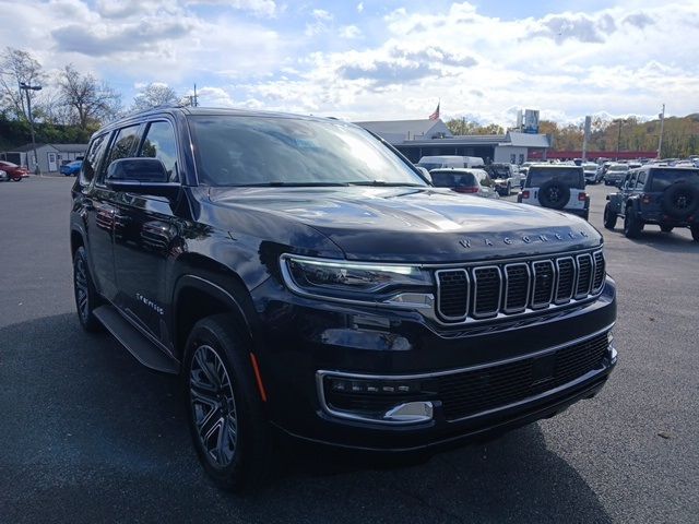 2025 Jeep Wagoneer Base