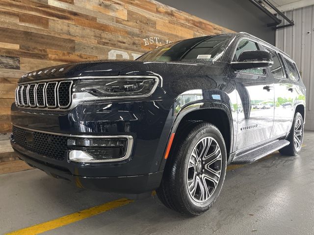 2025 Jeep Wagoneer Base