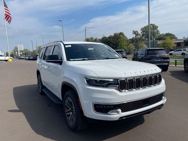 2025 Jeep Wagoneer Base
