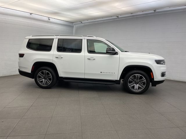 2025 Jeep Wagoneer Base